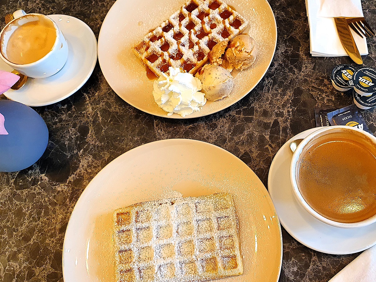 Eck – Eiscafé am Kaiserplatz in Stolberg